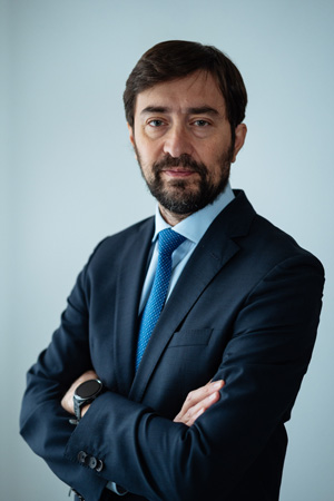 https://vslclub.com/wp-content/uploads/2025/12/Ciro-Russo-VSL-Club-1.jpg